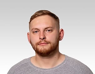 Денис Басов